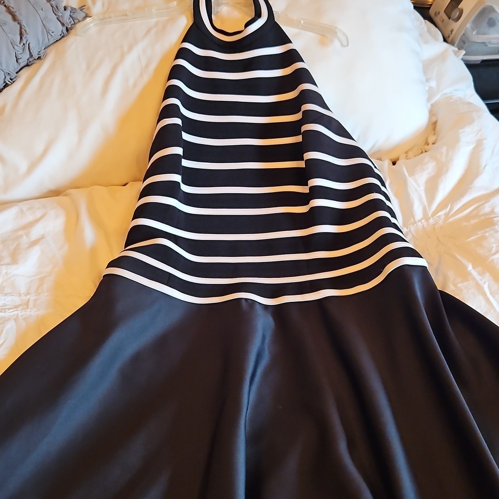 Black and White Striped Halter Dress - Picture 2 of 4
